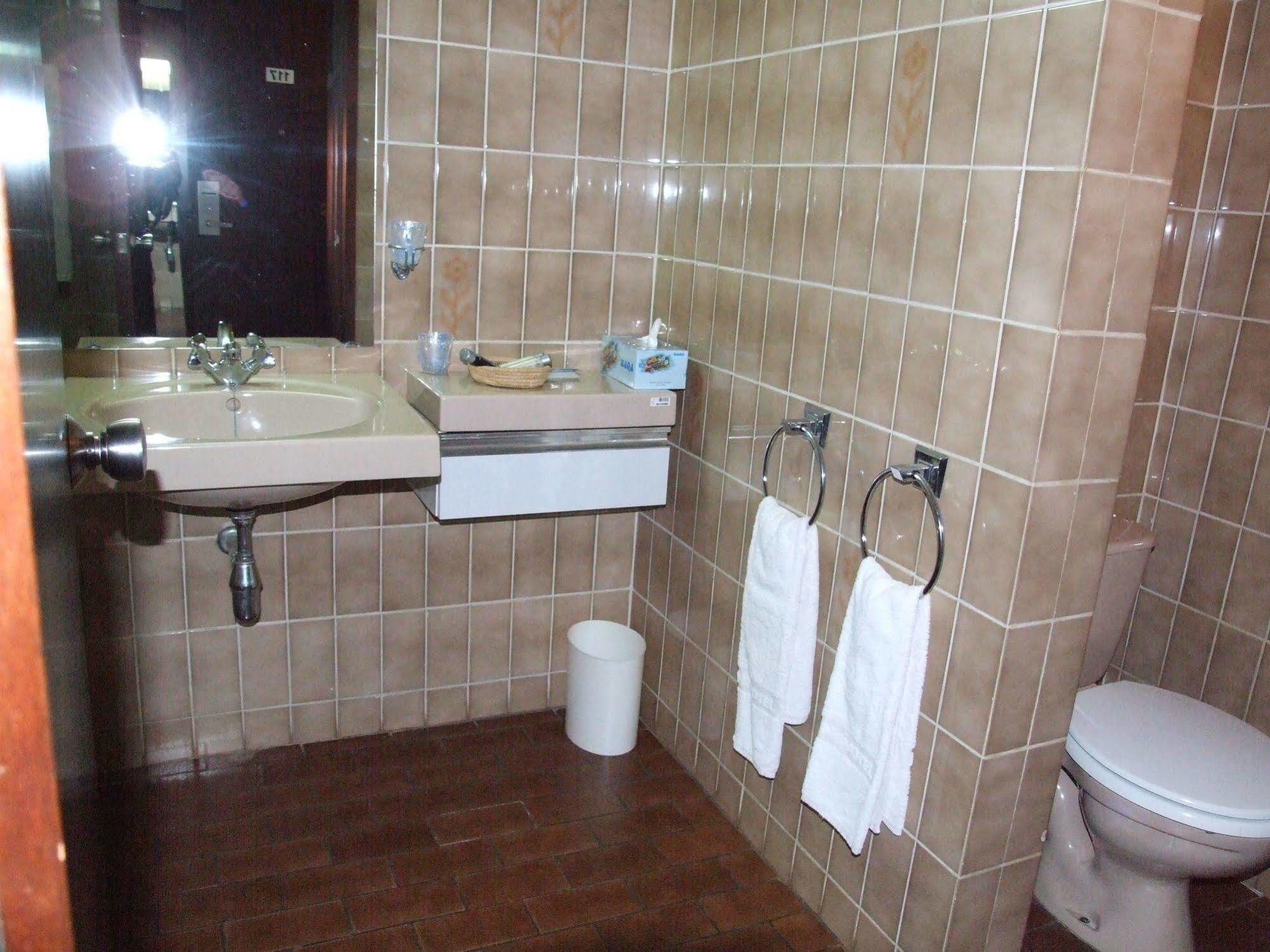 קיגאלי Marasa Umubano Hotel מראה חיצוני תמונה