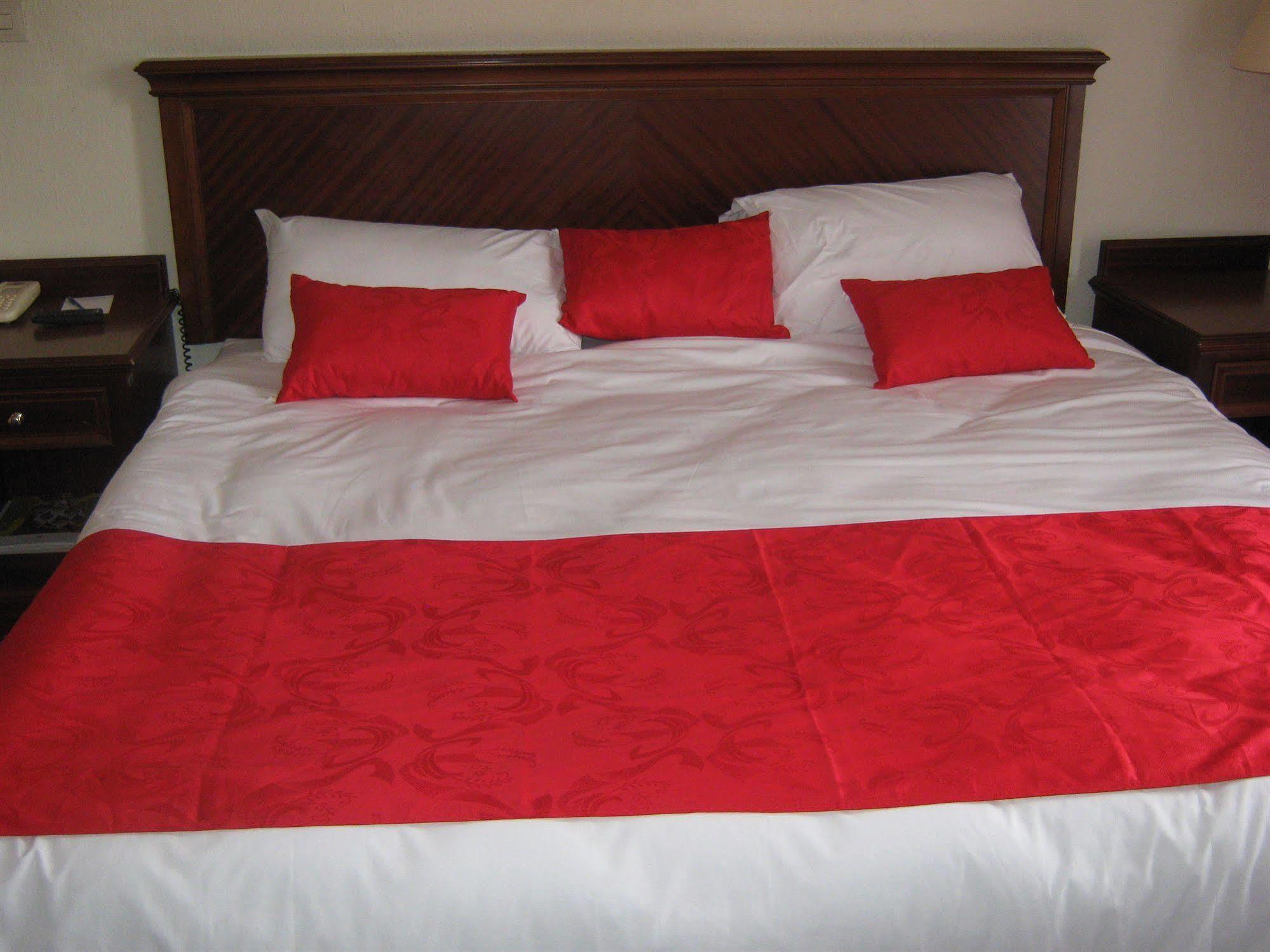קיגאלי Marasa Umubano Hotel מראה חיצוני תמונה